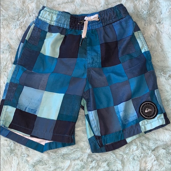 quicksilver bathing suit